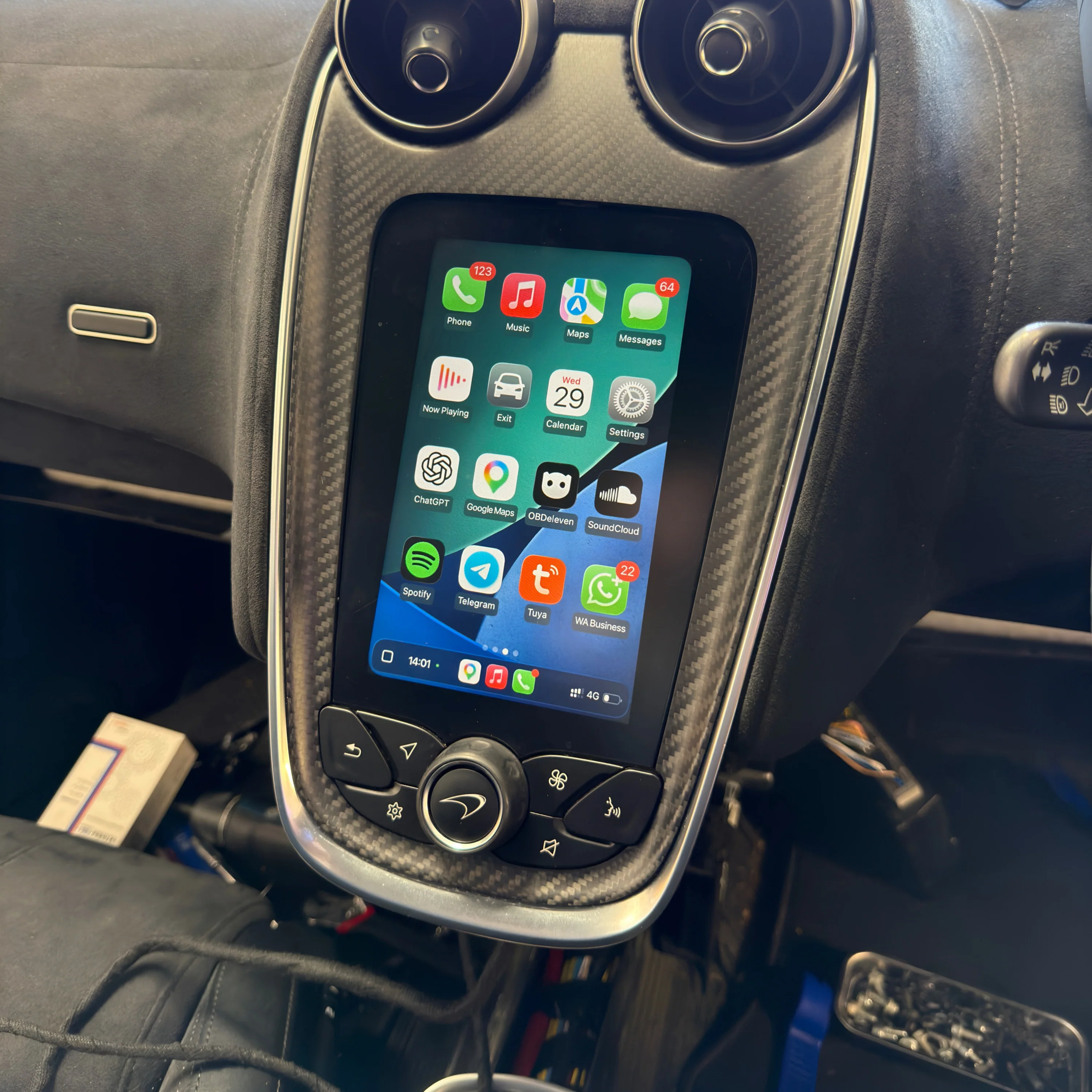 McLaren Wireless Apple CarPlay & Android Auto Upgrade - Image 11