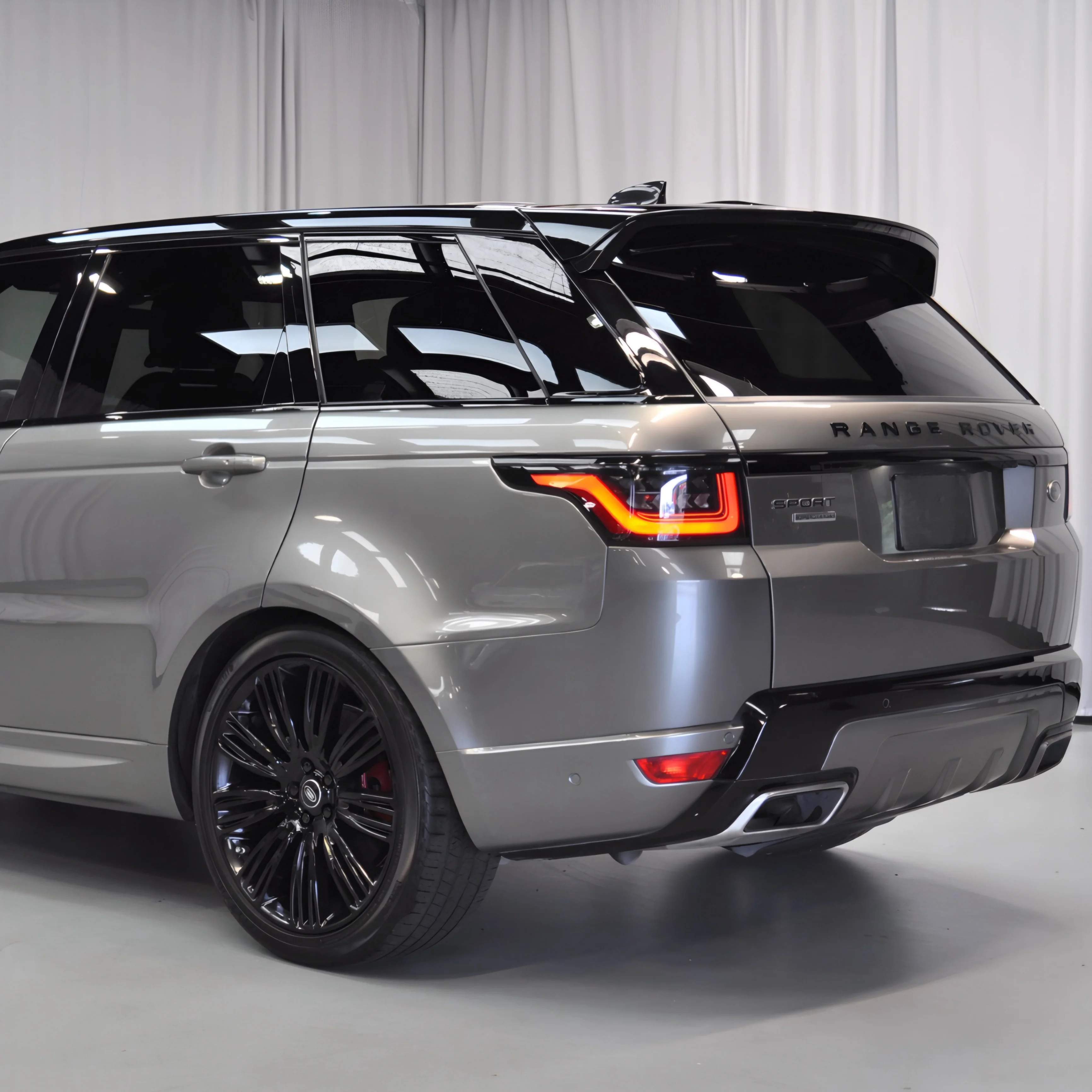 Range Rover Sport Facelift Rear LED Tail Lights 2013–2018 - Image 4