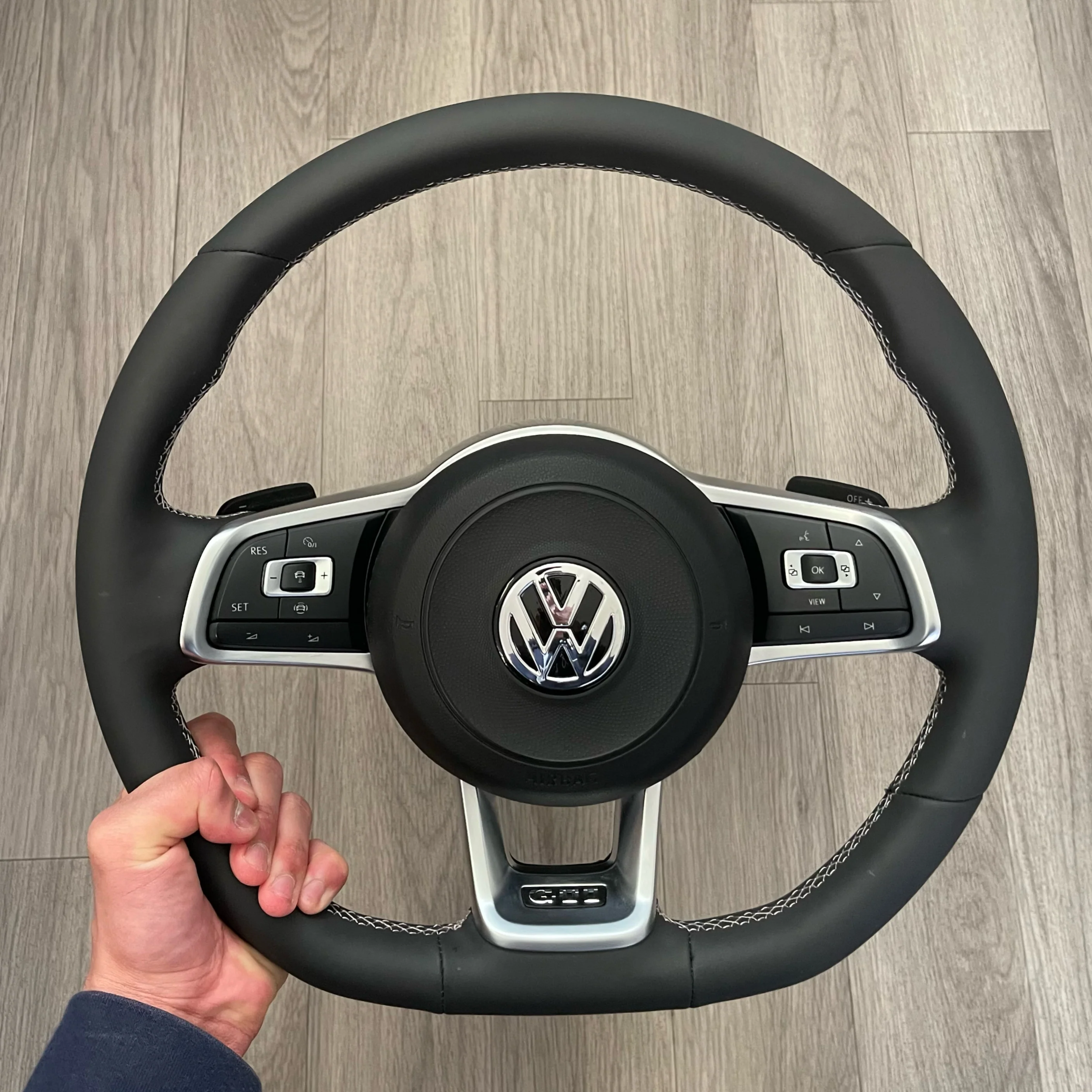 Volkswagen Golf MK7/7.5 GTI / GTD / R Flat-Bottom Steering Wheel - Image 3