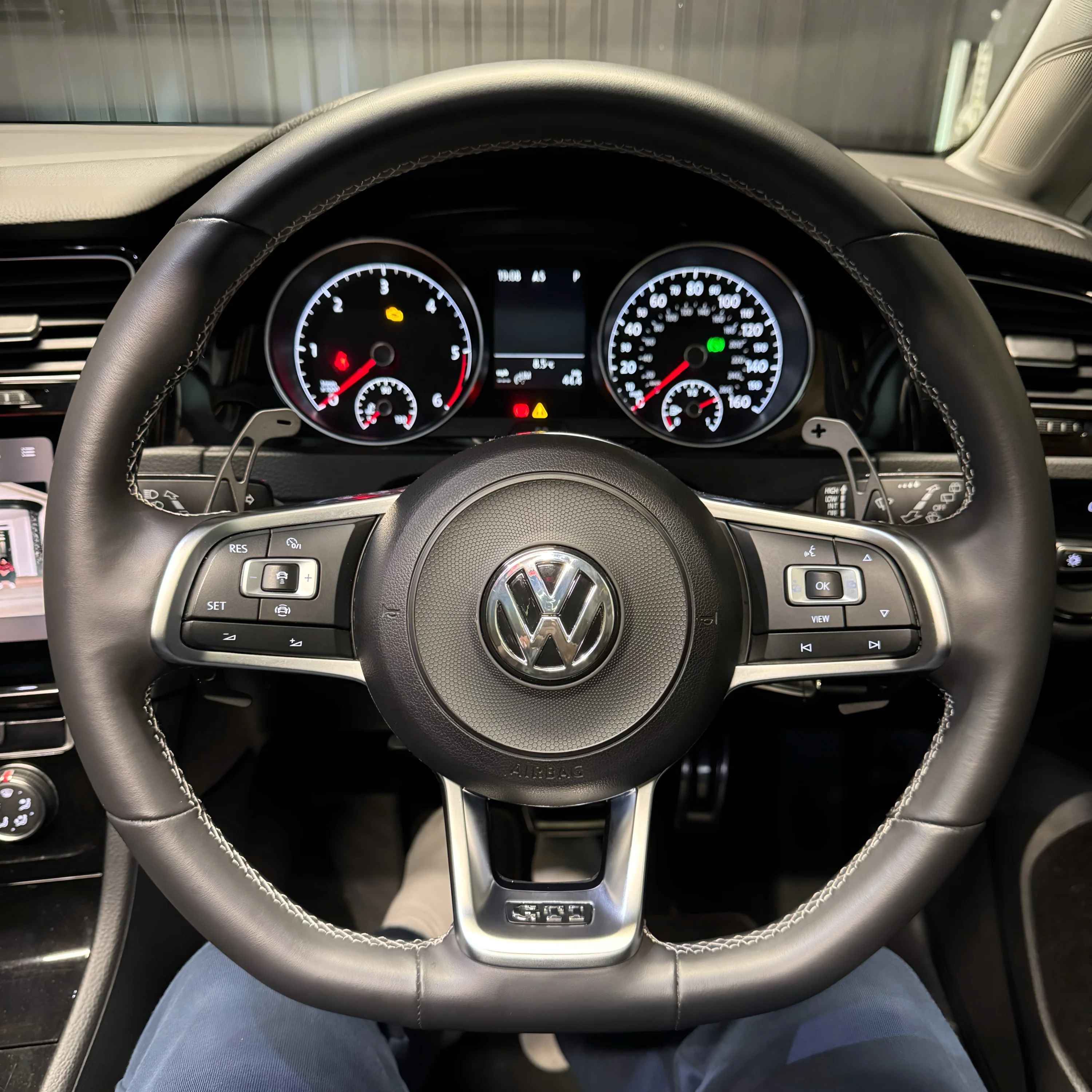 Volkswagen Golf MK7/7.5 GTI / GTD / R Flat-Bottom Steering Wheel - Image 4