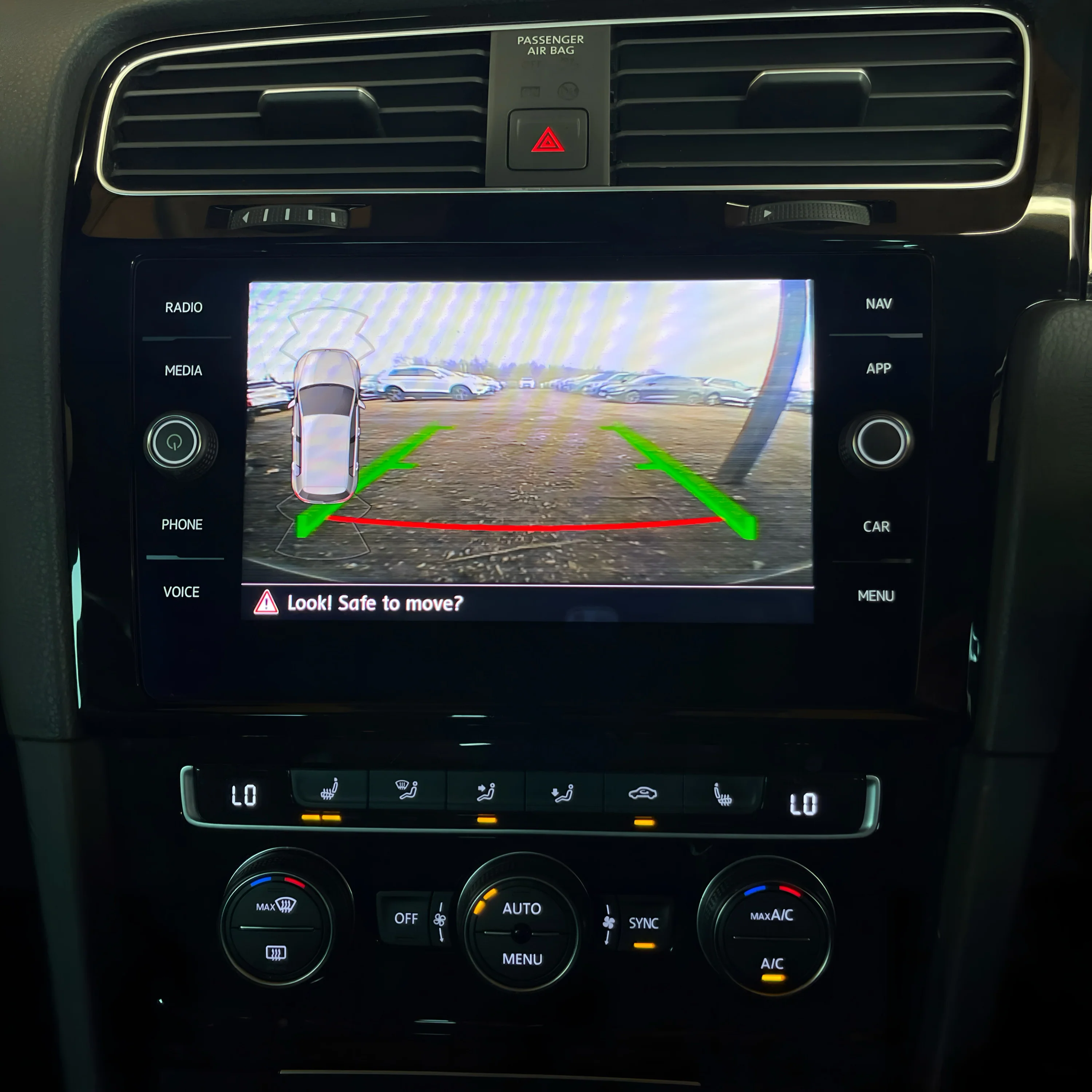 Volkswagen Golf MK7/7.5 Reversing Pop-Up Camera - Image 4